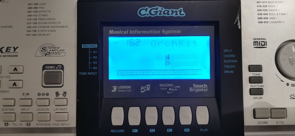 Keyboard C Giant LP-6210C – Stan bardzo dobry