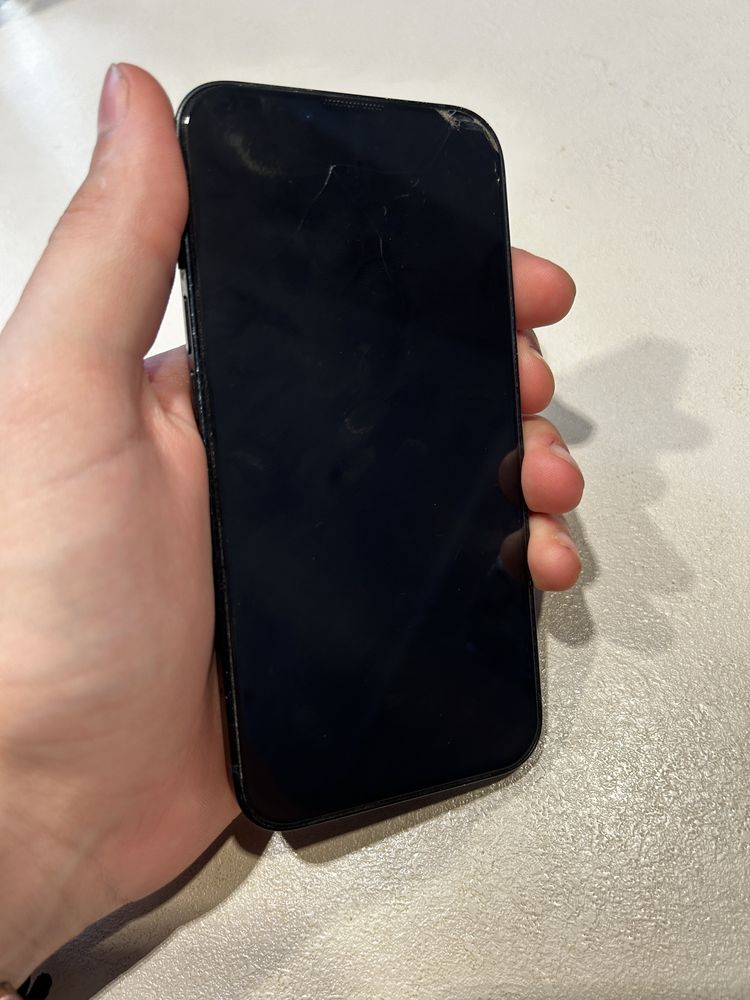 Продам Iphone 13 128gb Neverlock