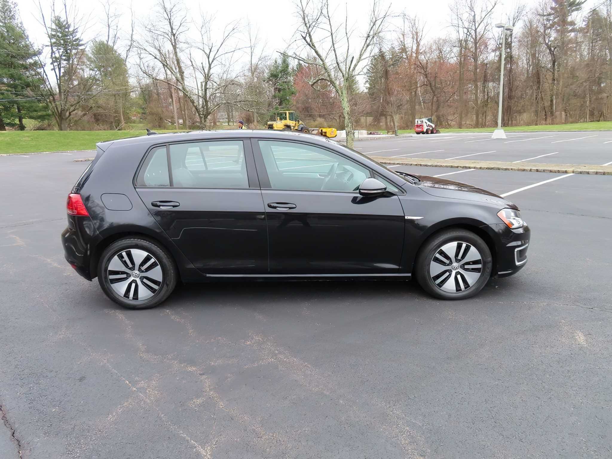 Volkswagen E-Golf 2017