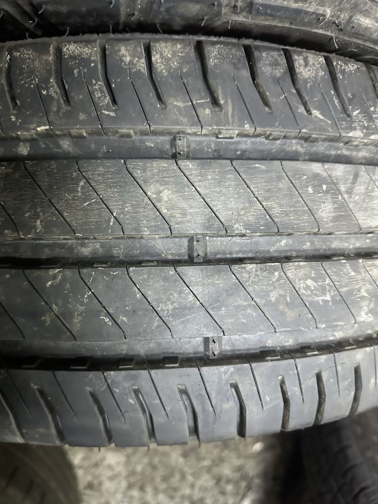 Резина бус 235/65/16C Michelin R16c пара літо 2020