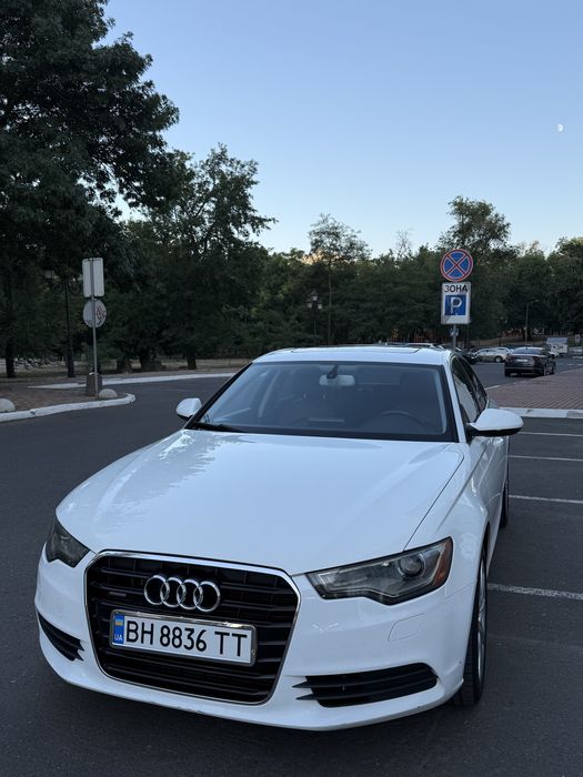 Продам авто Audi a6 c7 2015