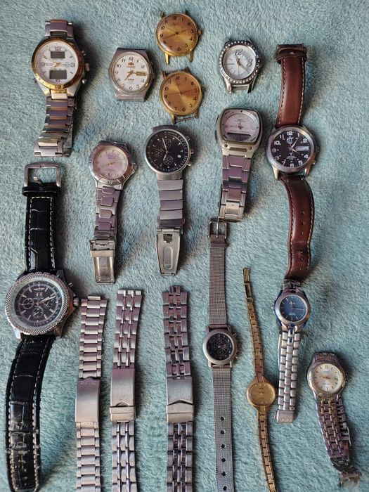 Zegarki . Nakręcane i bateryjne.