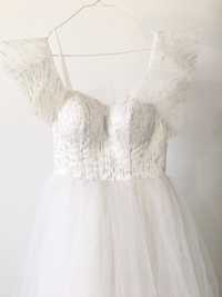 Свадебное платье с рукавчиками бренда Sophia Ferrucci