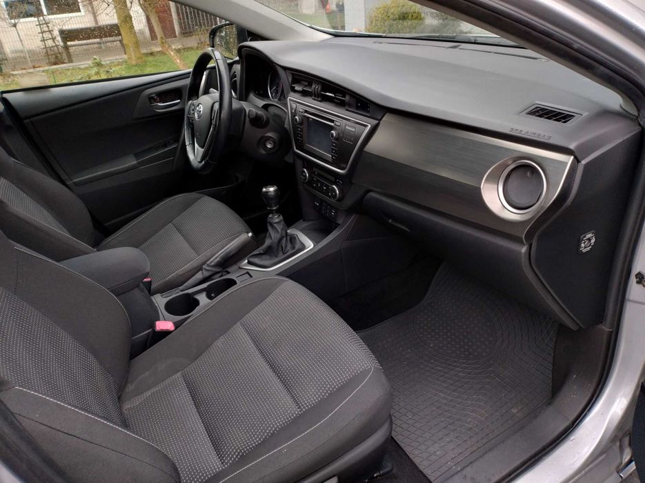 Toyota Auris kombi 1,4 D4D 90KM, krajowa, 2013, kamera cofania