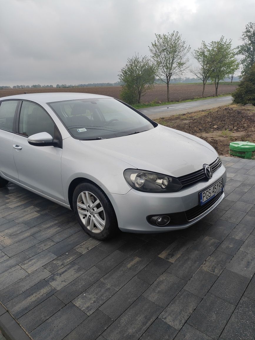 Sprzedam golfa 6 2.0 TDI.