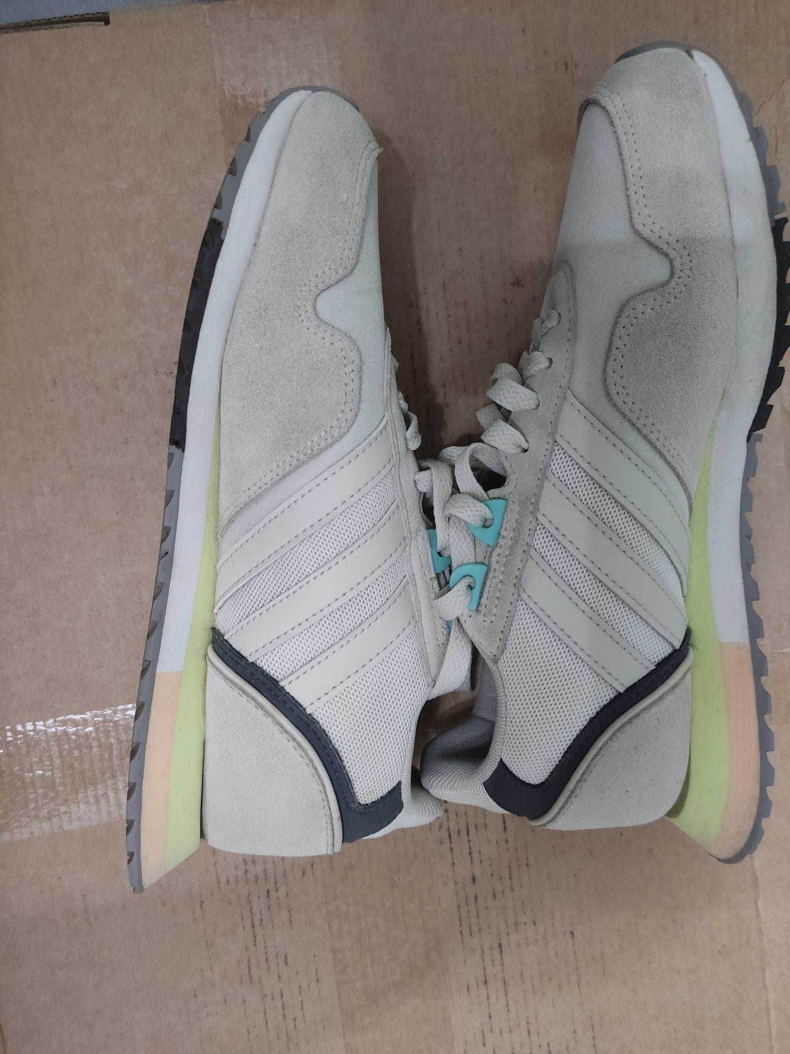 Кроссовки Adidas 8K 2020, размр 36 1/2, оригинал, в идеал. состоянии.