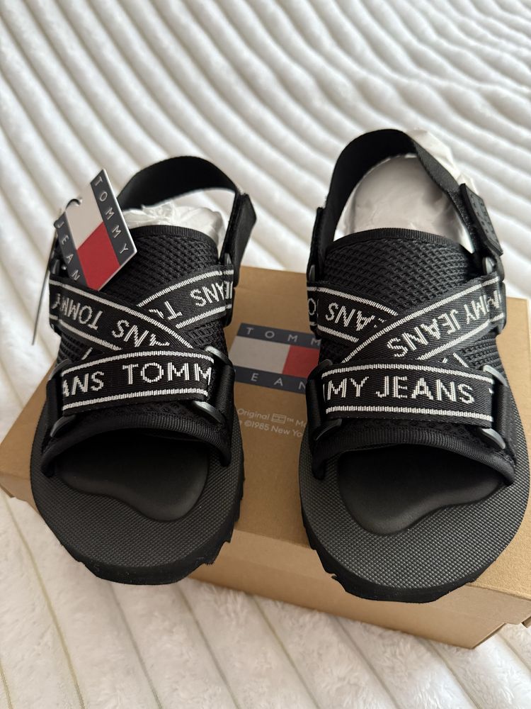 Оригінал!!! Tommy Hilfiger сандалі