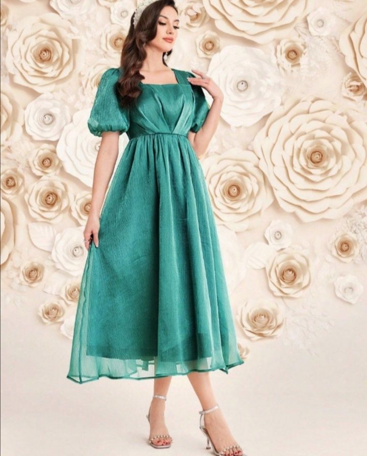 Elegancka sukienka zielona wesele L