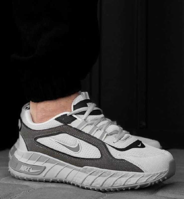 Продам Кросівки Nike  Оригінал