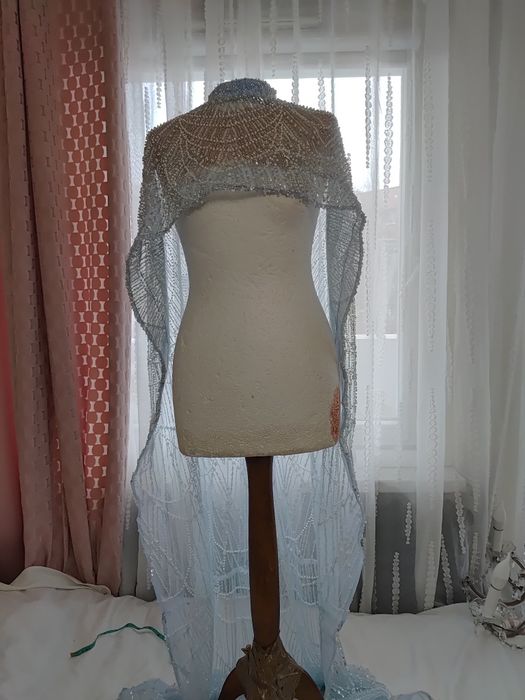 Piękny strój przebranie Pani Zima Królowa Śniegu 3 części roz 40