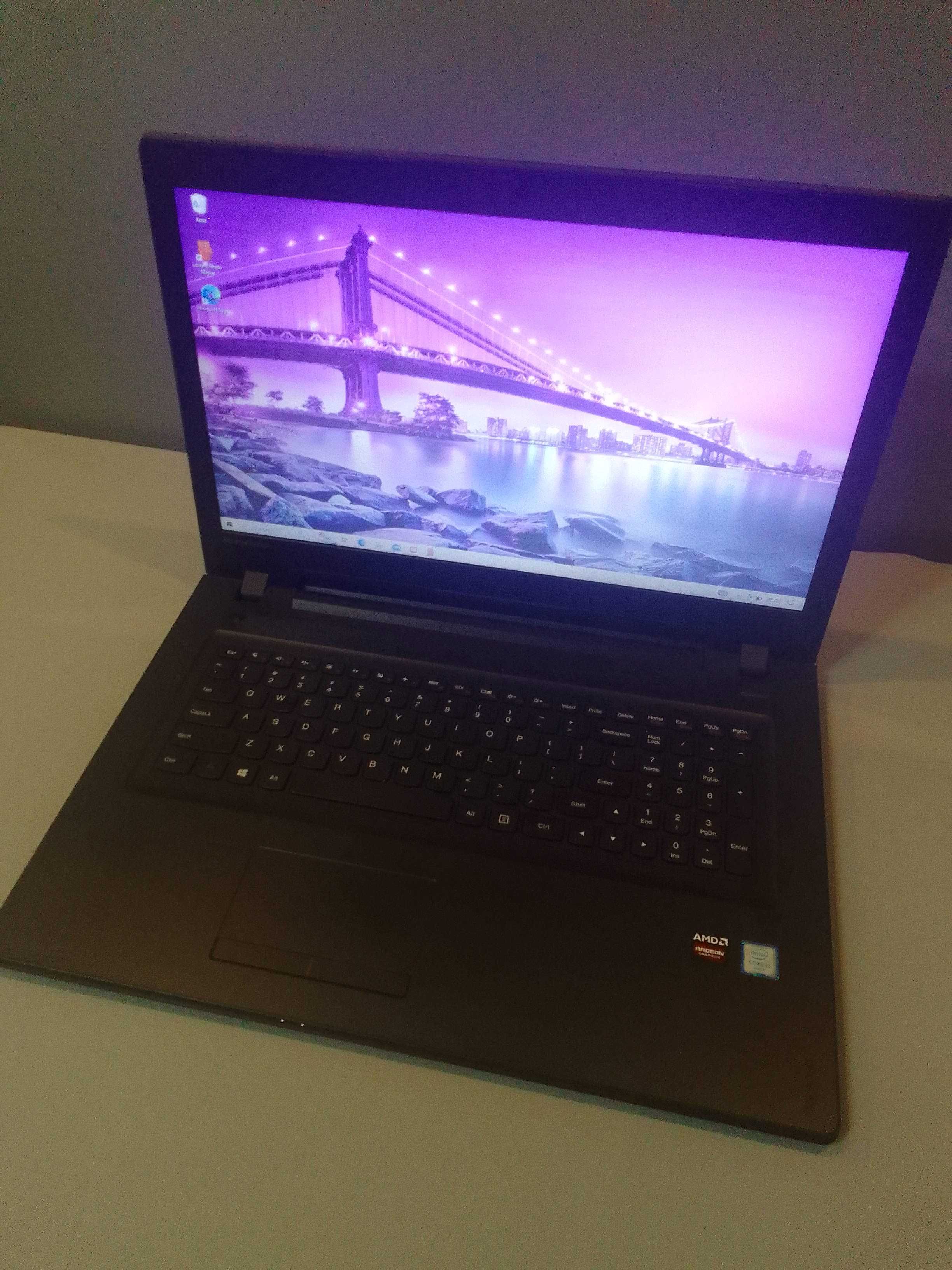 Ładny i zadbany Lenovo 300 17ISK i5, grafika dedykowana, SSD, 12GB RAM