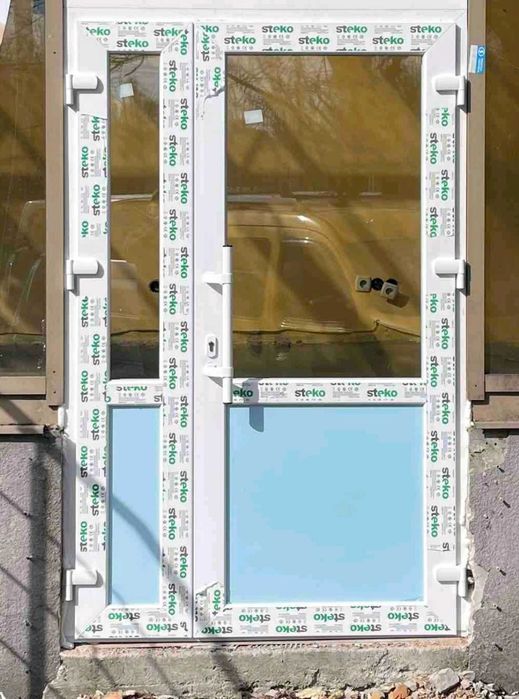 Продаємо металопластикові вікна та двері. Окна, двери Черкаси.