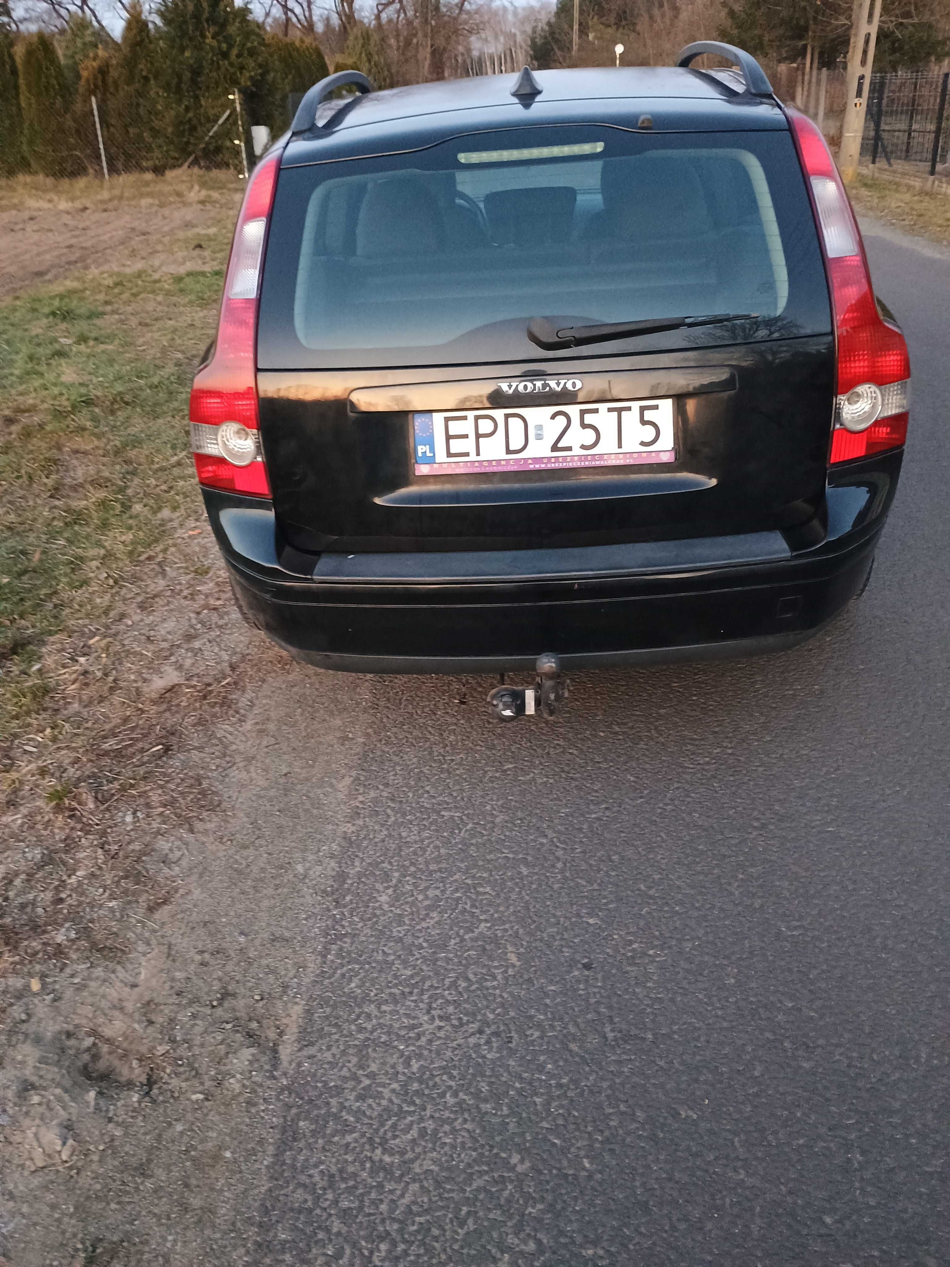 sprzedam auto volvo v50