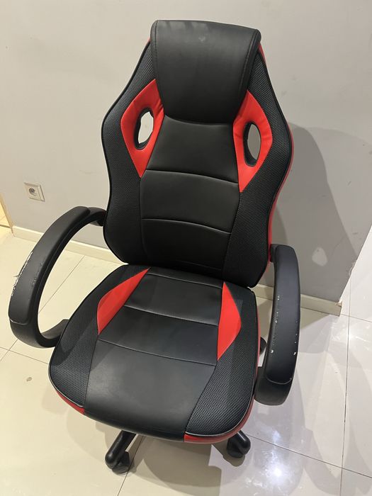 Pilna sprzedaż fotela gamingowego