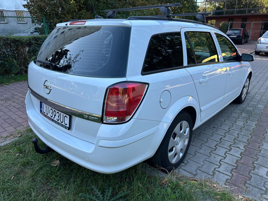 Opel Astra H 1.9 CDTI