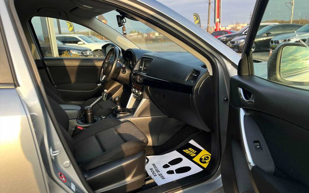 Mazda CX-5 2012 року