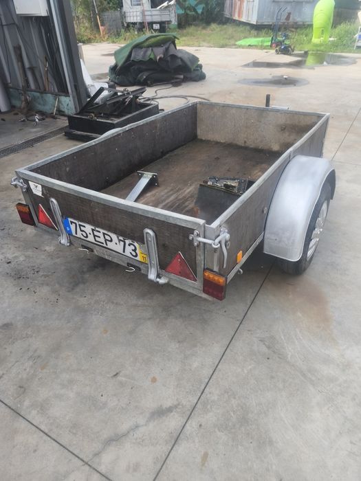 Reboque carga geral vendo ou troco