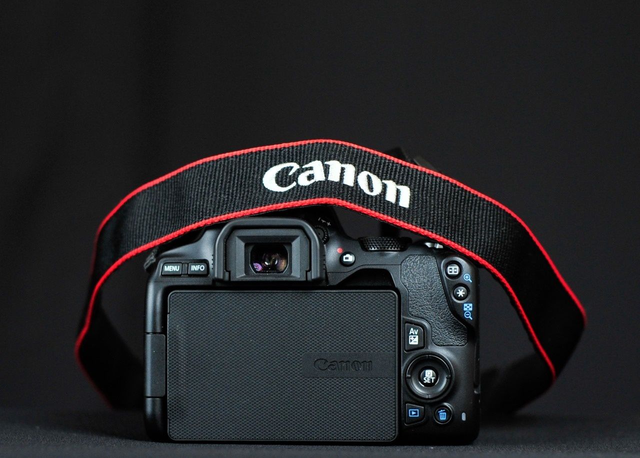 Kit Canon EOS 250D