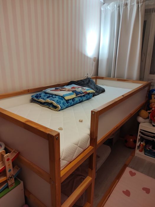 Łóżko Kura Ikea piętrowe dwustronne