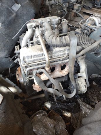 Двигатель мотор Mercedes Benz Vito 2.3 Td