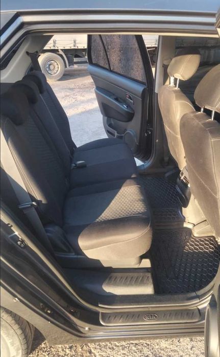 Kia karens 2.0 Diesel