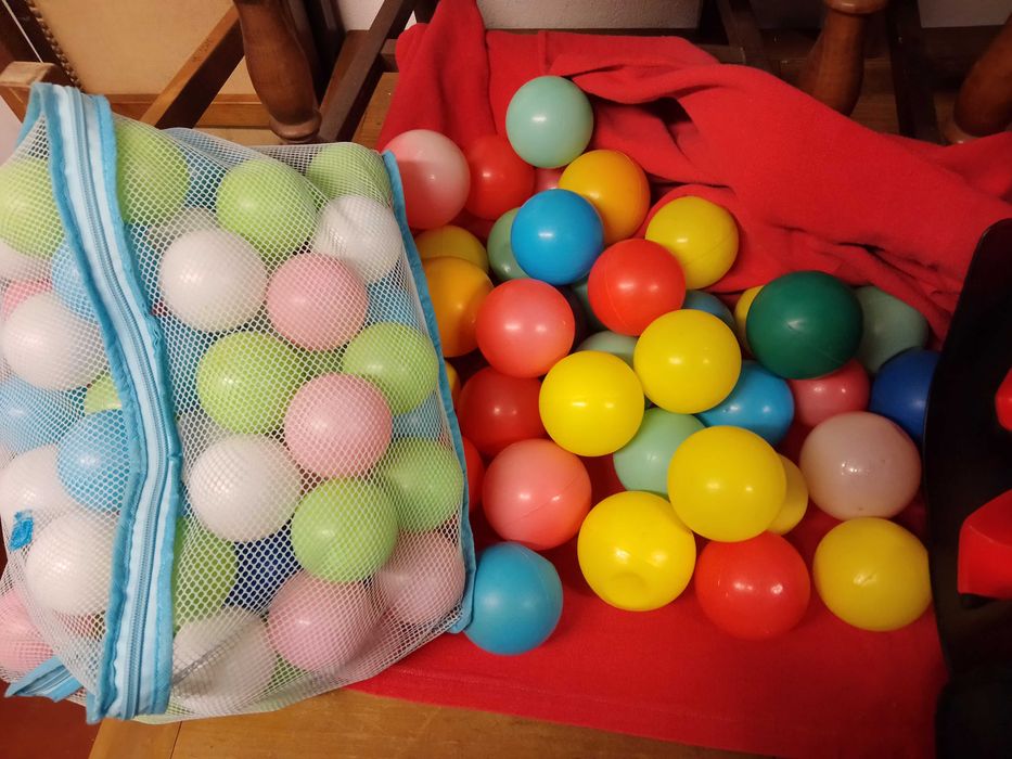 Bolas plásticas criança piscina