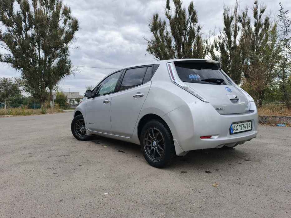 Nissan leaf 2014 Вебасто, рестайлінг.