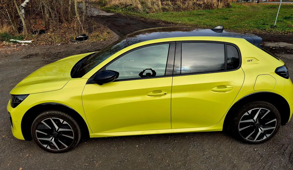 Peugeot 208 Idealny Peugeot 208 1.2PureTech GT S&S