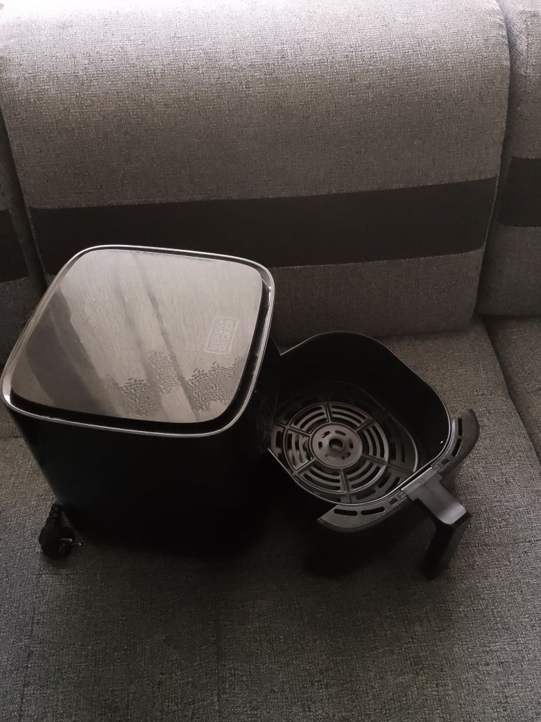 Air Fryer Black + Decker 1450W