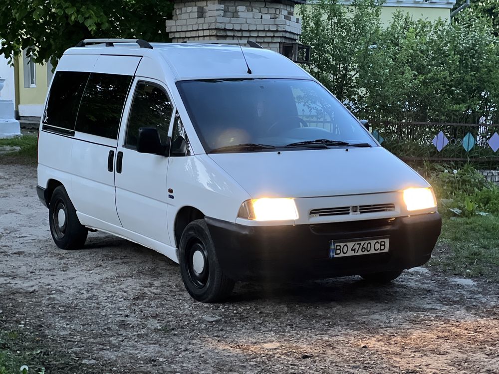 Fiat Scudo 1.9 дизель, 8 місць