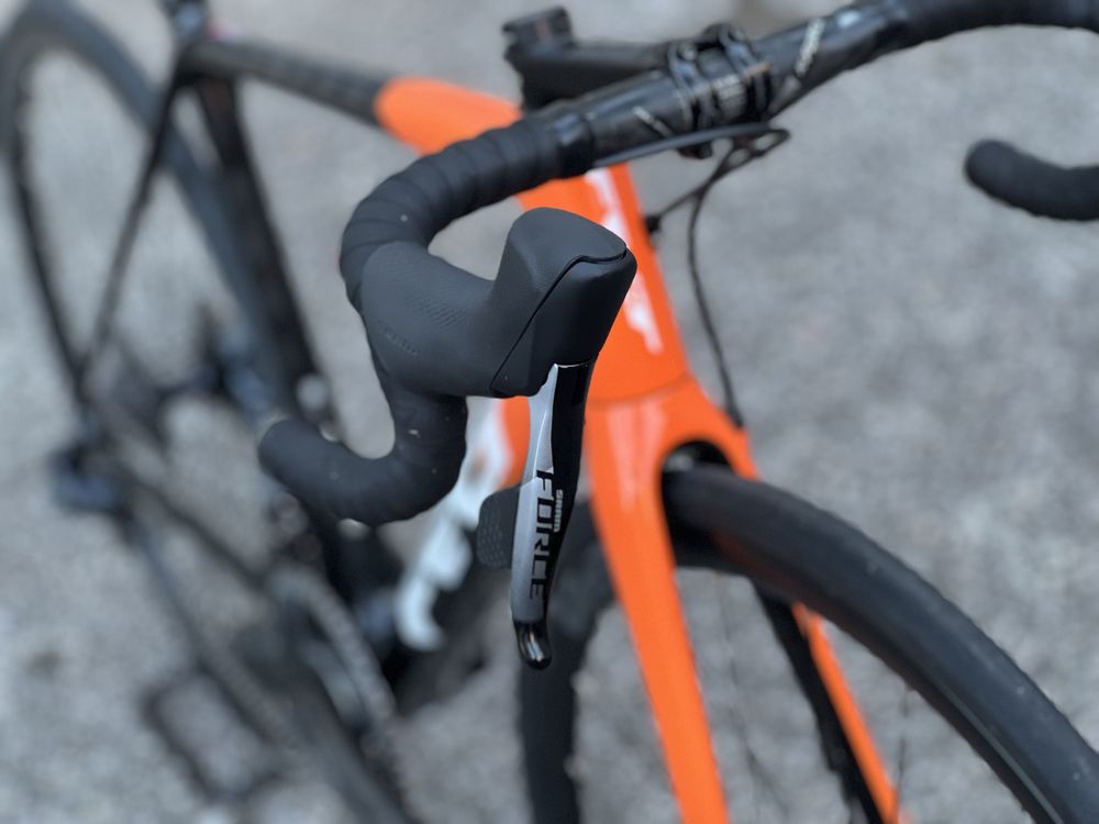 Bicicleta disco Felt FR Sram Force/Red AXS