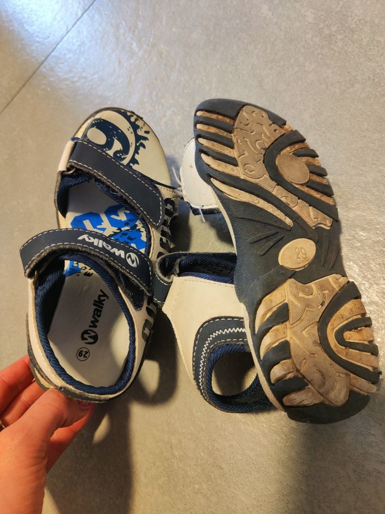 chłopięce sandały Walky rozm. 29 wkładka 17,5cm