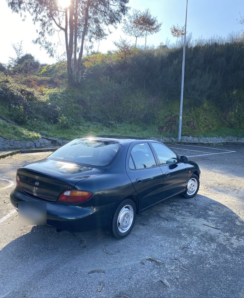 Hyundai lantra 1.6 GLS