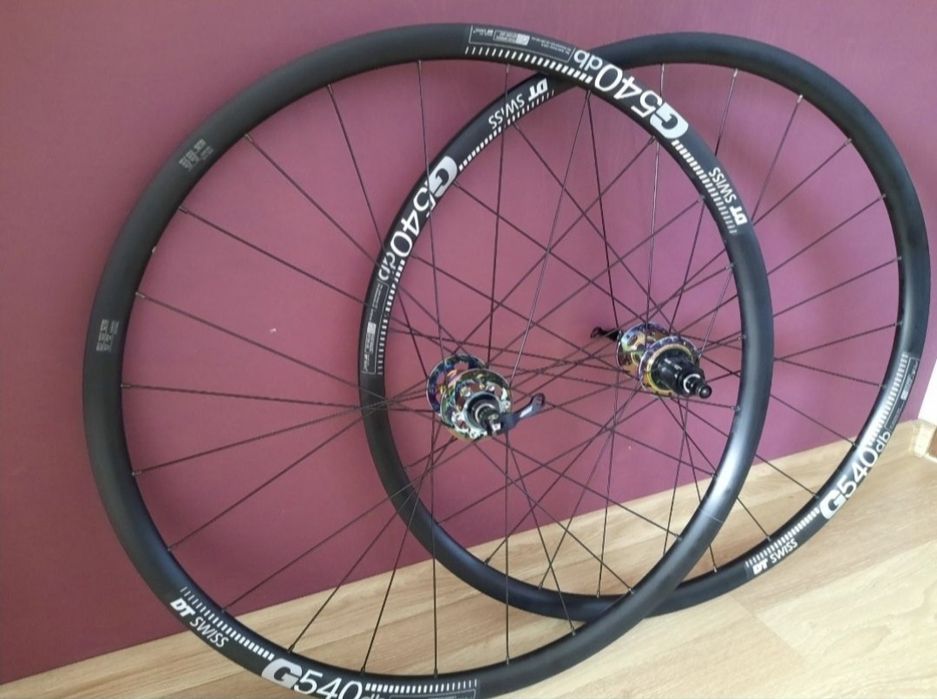 Nowe koła 28 29 dt swiss hassns  gravel przełaj maszynowe łożyska