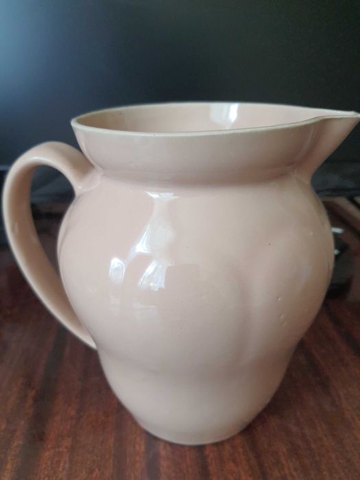 Кружка большая,молочник -керамика .