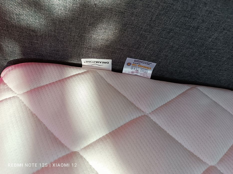 Łóżko stelaż materac Jysk