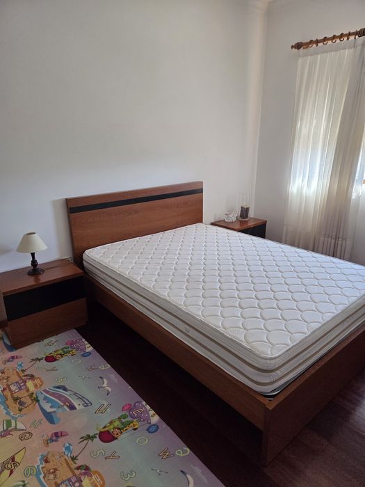 Móveis quarto sem cómoda. Colchão como novo