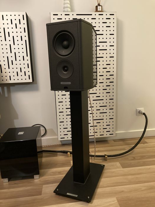 Kolumny podstawkowe Audiosolutions Figaro B z podstawkami Rogoz