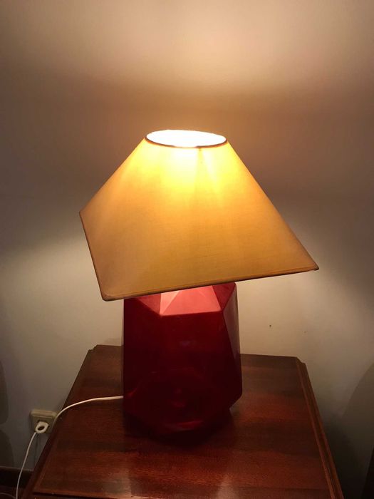 Candeeiro de mesa vermelho estilo vintage - 29€