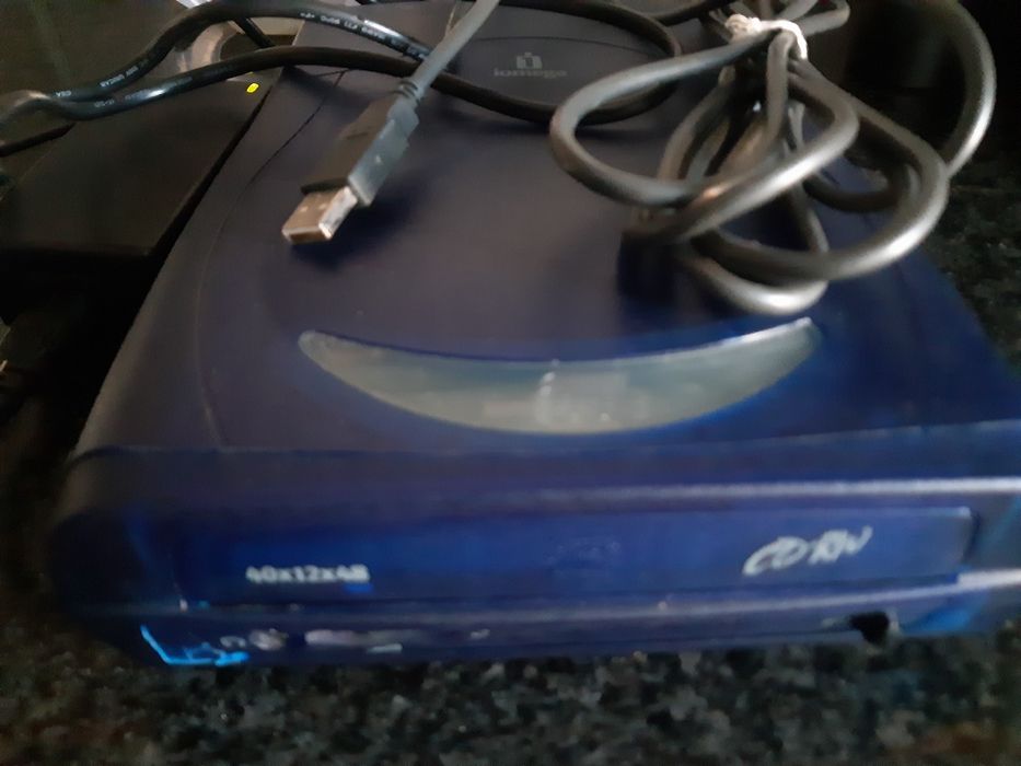 Gravador e leitor de cd-rw externo