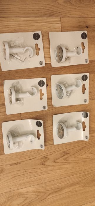 Wspornik do karnisza biały