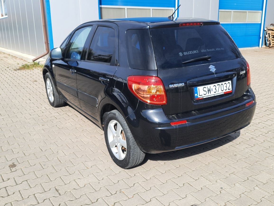 Ładny stan po lifcie 1.6 benzyna klimatyzacja ważne opłaty