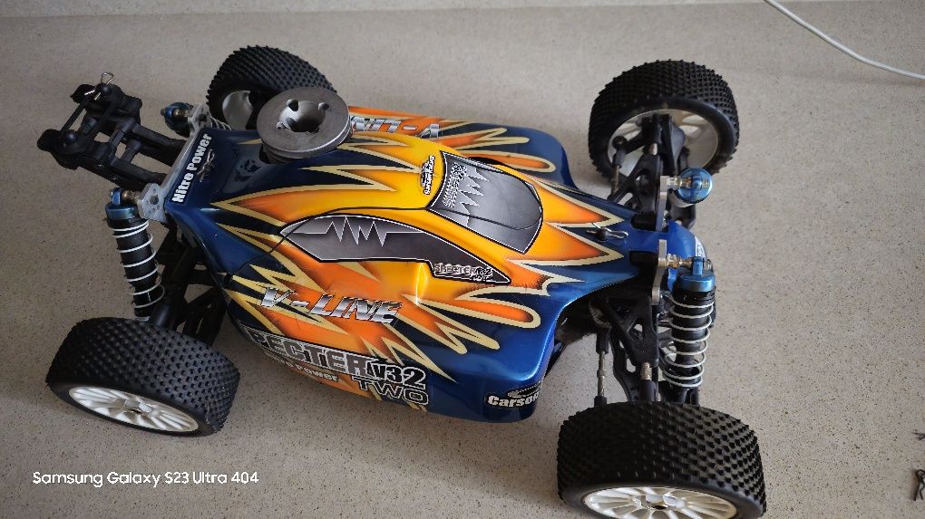 Carrinho telecomandado rc 1/8 Carson specter v32
