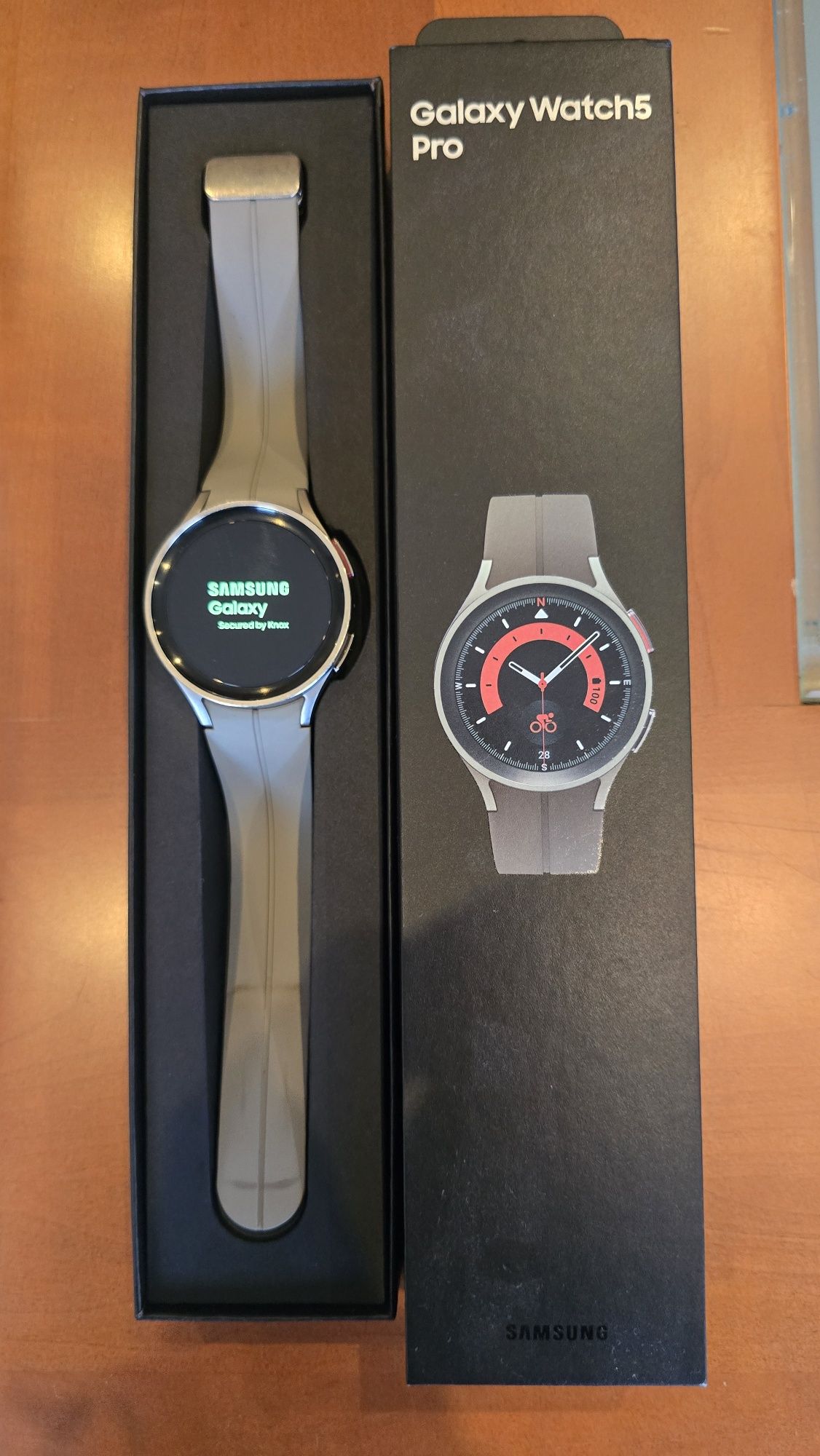 Samsung Galaxy Watch 5 Pro Gray Titanium 45mm LTE