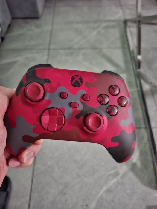 Pad xbox series S/X  xbox one S/X PC bluetooth limitowany red moro