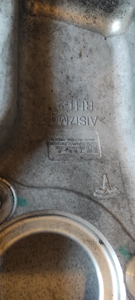 Цапфа, поворотний кулак лівий, на Тесла М3 2022р.