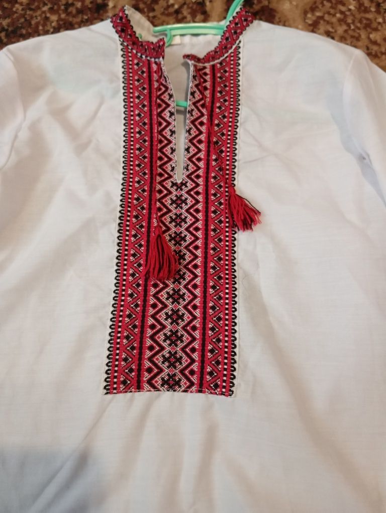 Продам вишеванку