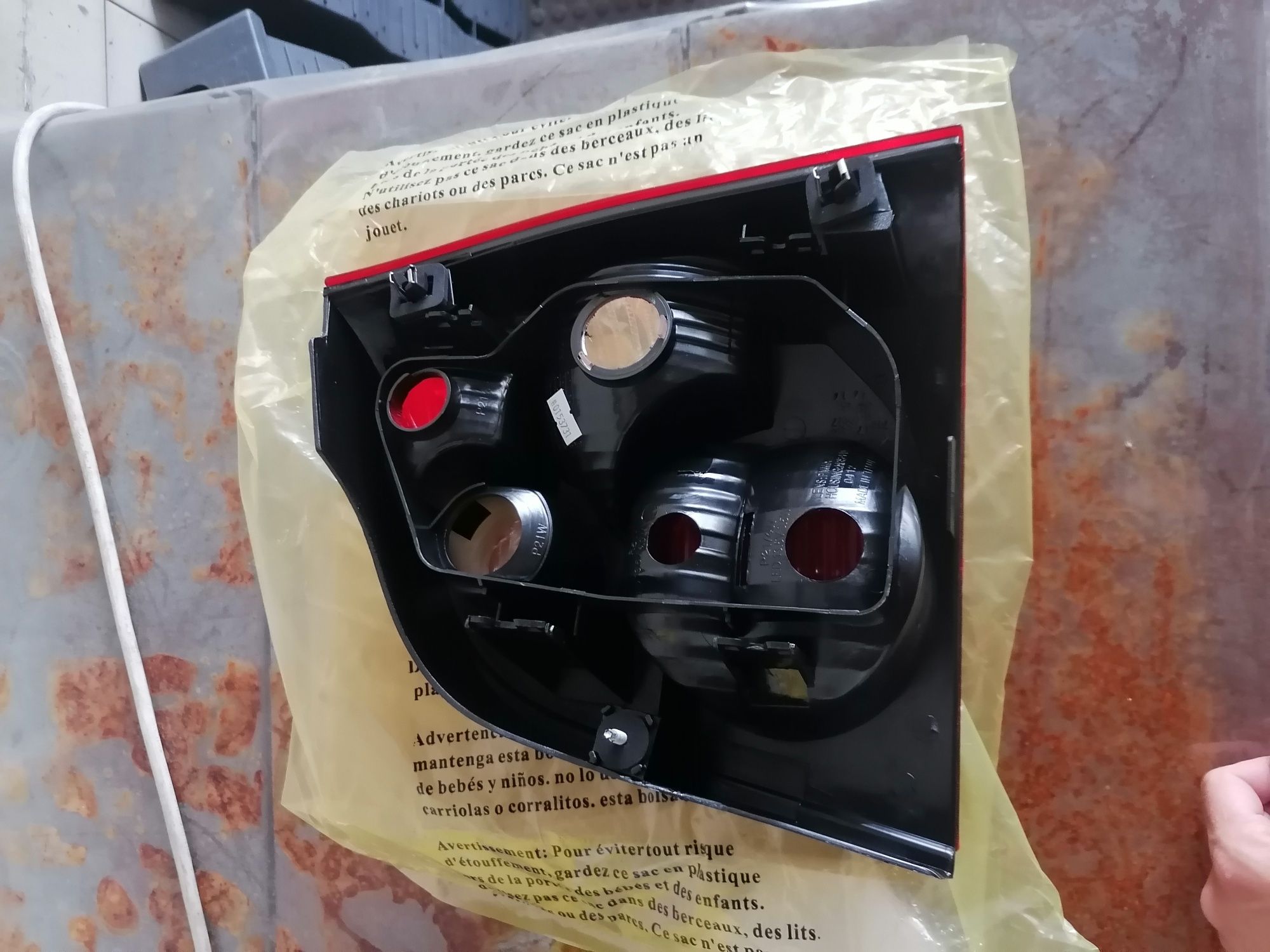 Farol vw polo Novo