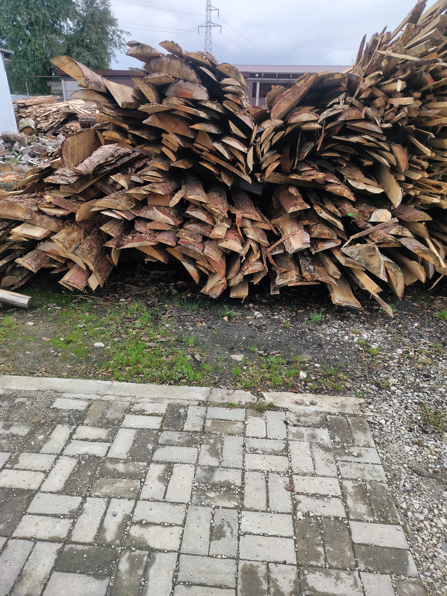 Sprzedam boki sosnowe suche
