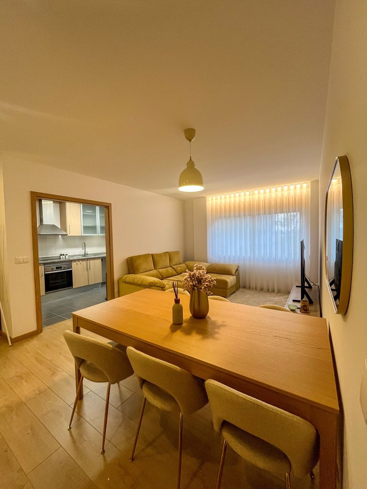Apartamento T2 para Arrendamento – Último Andar com Garagem